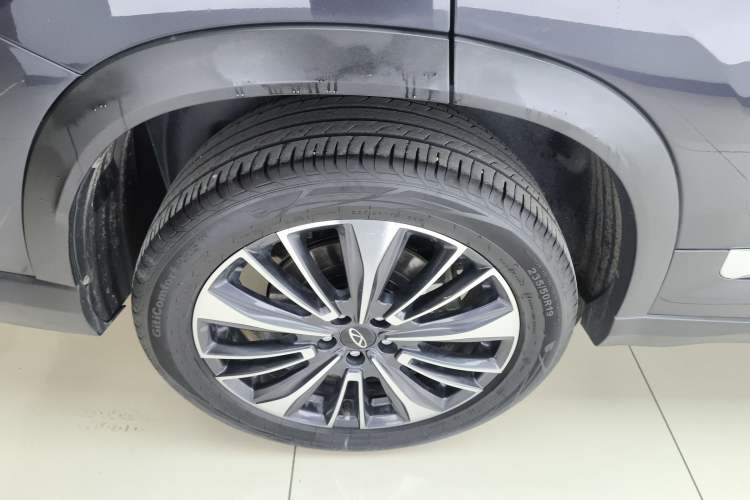 Used Chery Tiggo 8 PLUS 2024 Champion Edition 390TGDI DCT Bold Edition 5-Seater
