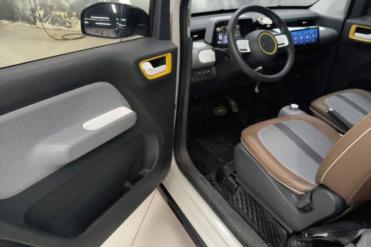 Used Wuling Hongguang MINIEV 2022 GAMEBOY 300km Play Edition Lithium Iron Phosphate
