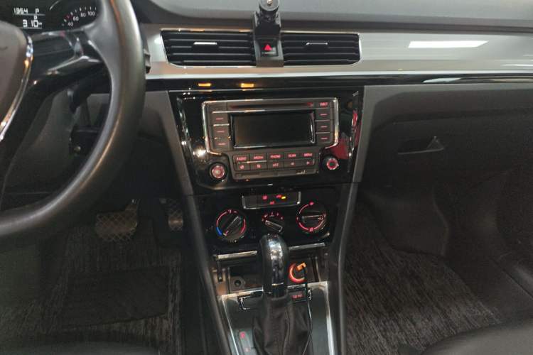 Used Volkswagen Bora 2017 1.6L Automatic Comfort Model