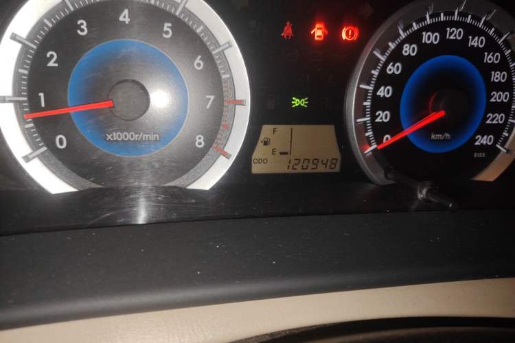 Used Toyota Corolla EX 2013 1.6L Manual Luxury Edition
