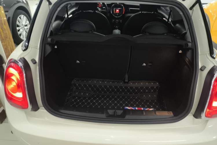 Used MINI MINI 2018 1.5T ONE PLUS
