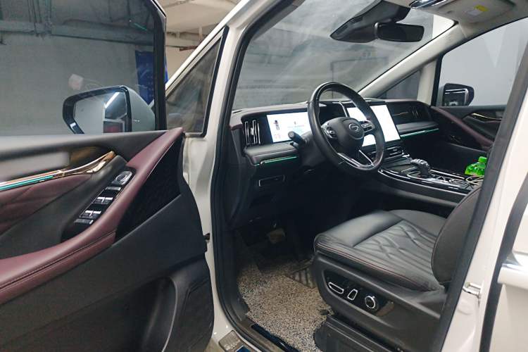 Used GAC Trumpchi M8 2024 Master Series 400T Ultimate Edition
