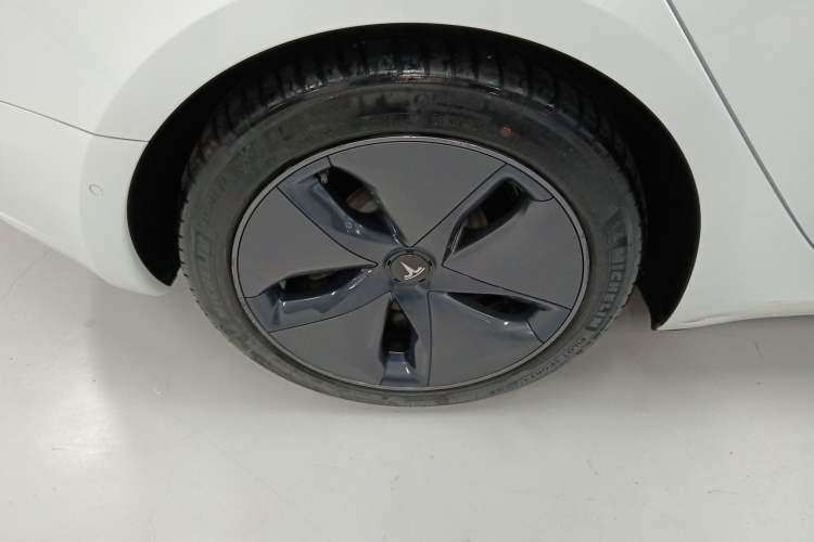 Used Tesla Model 3 2019 Standard Range Rear-Drive Upgraded Version
