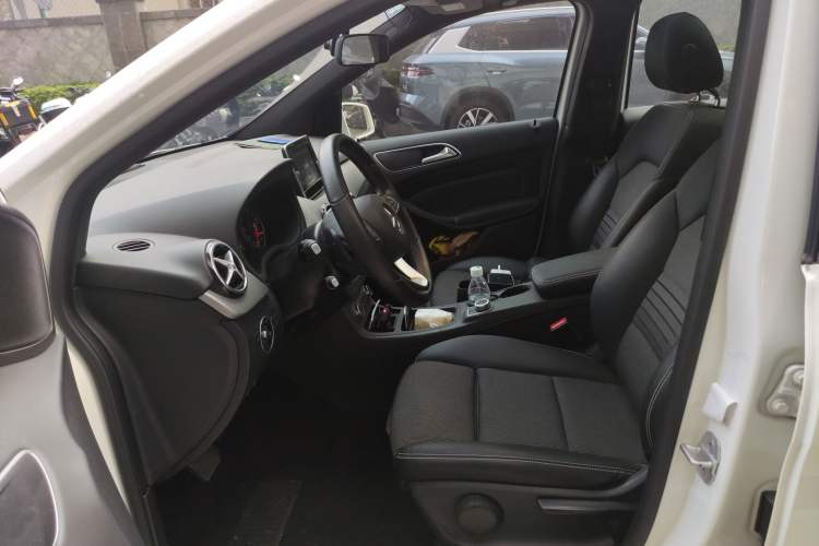 Used Mercedes-Benz B-Class 2015 B 200 Sport Edition