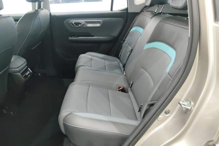 Used AION Y 2023 Younger Star Edition
