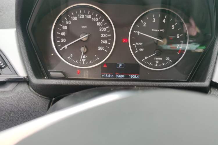 Used BMW X1 2016 sDrive18Li Premium Edition Odometer Close Up