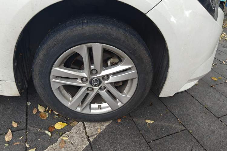 Used Toyota Levin 2019 185T CVT Luxury Edition China VI Standard Right Front Wheel Hub