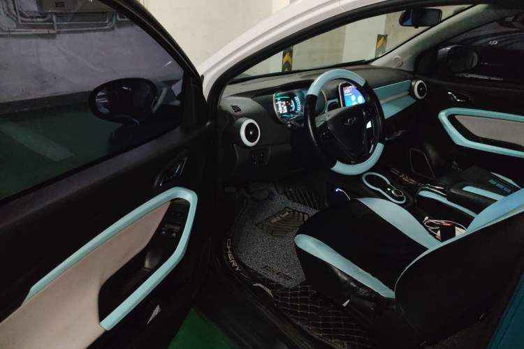 Used Chery QQ Little Ant 2021 200 000 Yuan Ant Fan Edition Energized Version Lithium Iron Phosphate 301 km Driver Seat