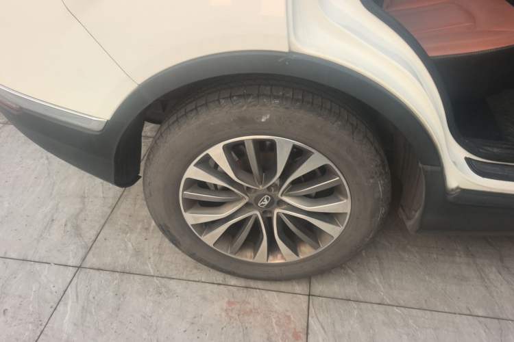 Used Cowin X5 2017 1.5T CVT Flagship Model