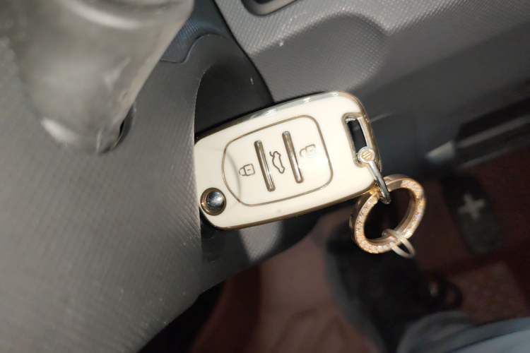 Used Wuling Hongguang MINIEV 2021 Macaron Premium Model – Lithium-NMC