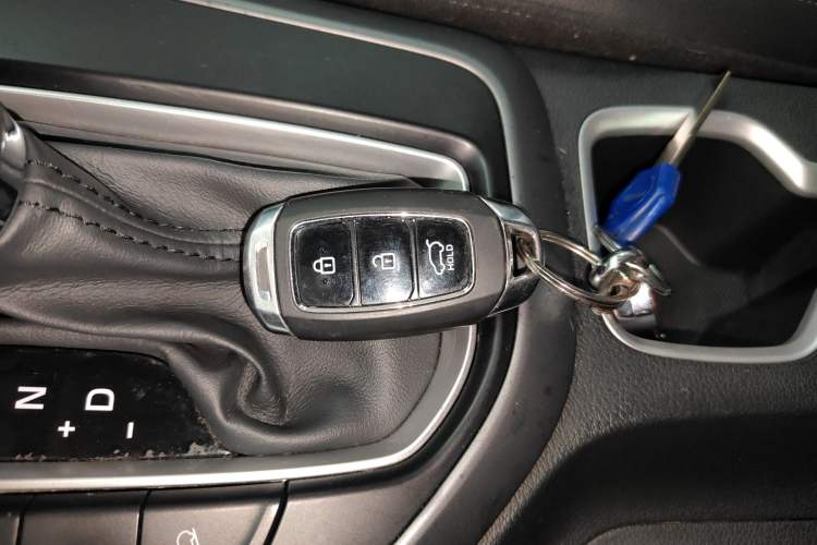 Used Hyundai ix35 2019 2.0L Automatic 2WD Zhiyong·Changxiang Edition China VI Standard Vehicle Key