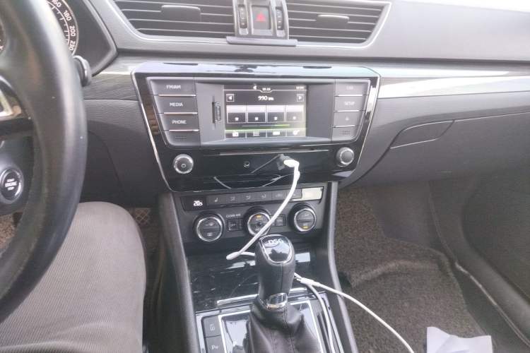 Used Skoda Superb 2016 TSI330 DSG Smart Drive Edition