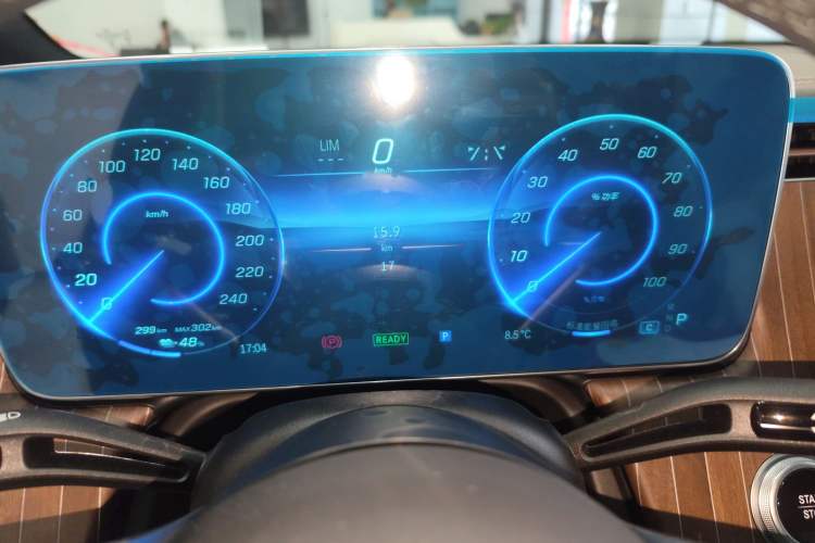 Used Mercedes-Benz EQE SUV 2024 500 4MATIC Pioneer Edition