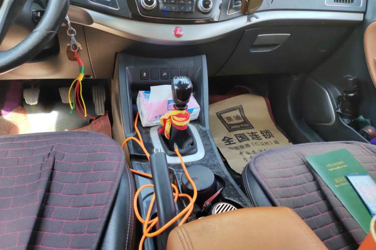 Used JAC Group Refine S5 2013 2.0T Manual New Edition
