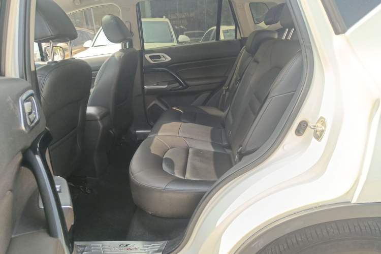 Used GAC Trumpchi GS4 2016 235T G-DCT Luxury Edition