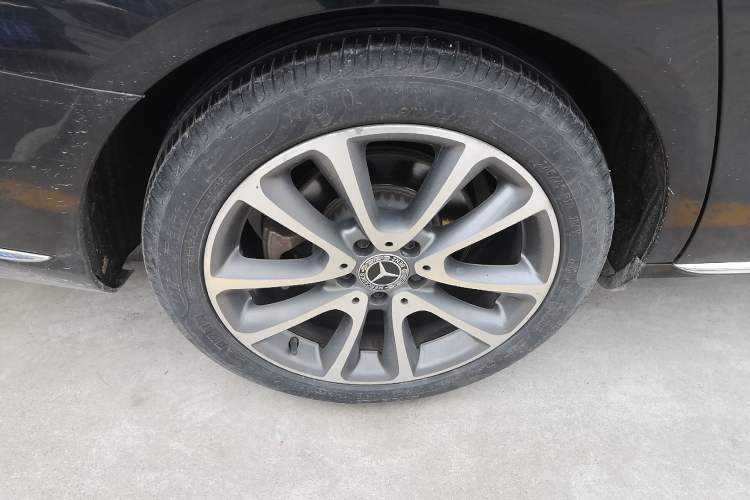 Used Mercedes-Benz E-Class 2017 E 300 L Luxury Model