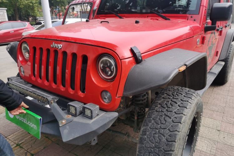 Used Jeep Wrangler 2015 2.8TD Sahara Four-Door Comfort Edition