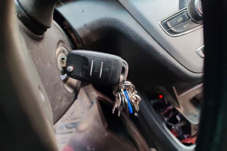 Used Jinbei 750 2016 1.5L e-Drive Version
