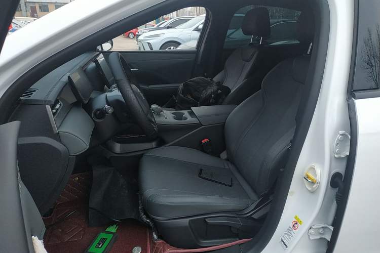 Used BYD Qin PLUS 2025 DM-i Smart Drive 55KM Leading Model