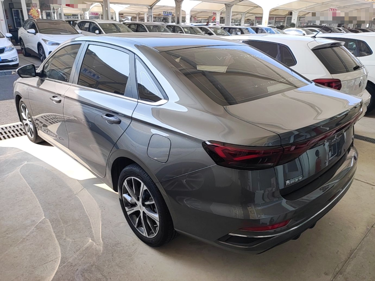 Geely Auto Emgrand 2022 4th Generation 1.5L CVT Flagship Model — снимка 4