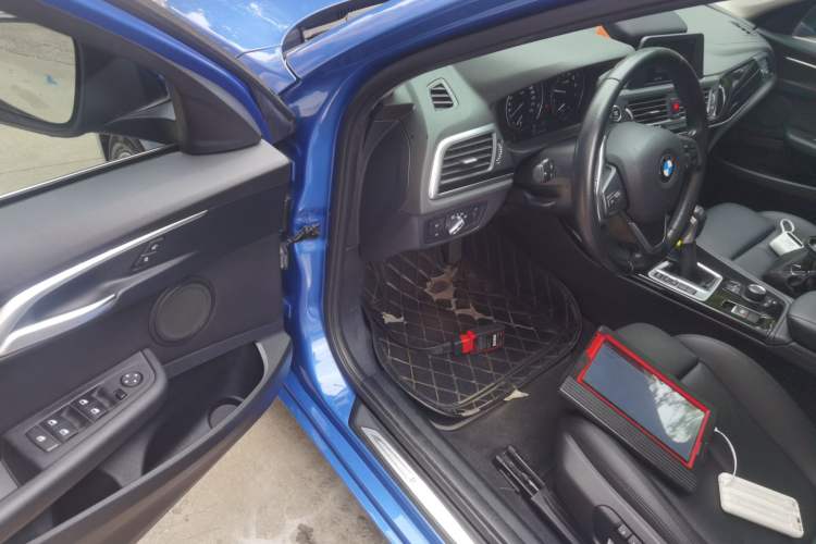 Used BMW 1 Series 2018 118i Sport Edition Driver Seat