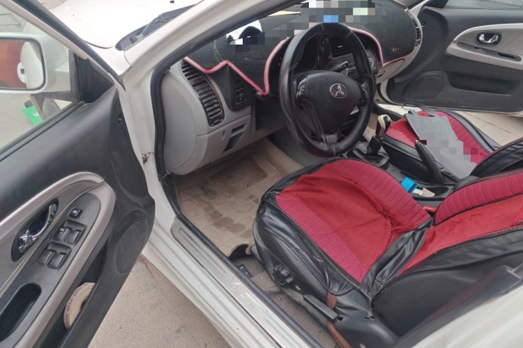 Used Soueast V3 Lingyue 2014 1.5L Manual Style Value Edition Driver Seat