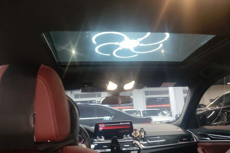 Used BMW 5 Series 2022 Second Facelift 525Li M Sport Package Headliner