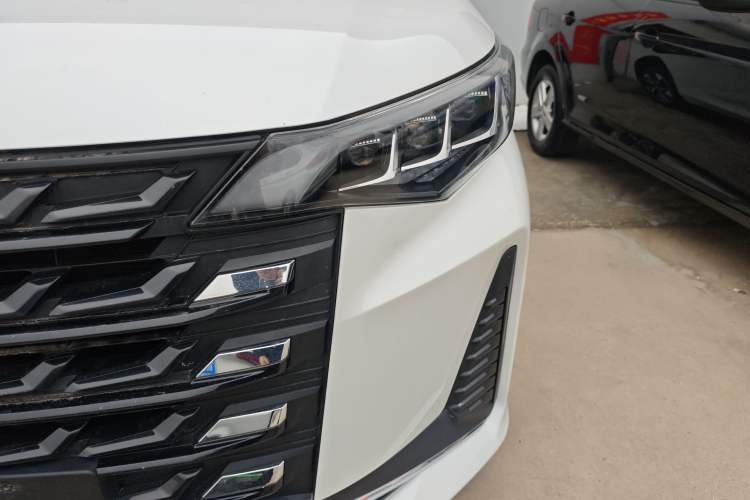 Used GAC Trumpchi M6 2021 PRO 270T Automatic Luxury Edition