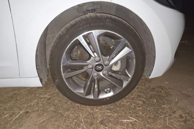 Used Hyundai Elantra (6th Generation / Lingdong) 2016 1.6L Automatic ZhiXuan · Luxury Version
