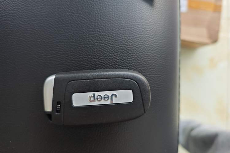 Used Jeep Compass 2017 200T Automatic Family Edition