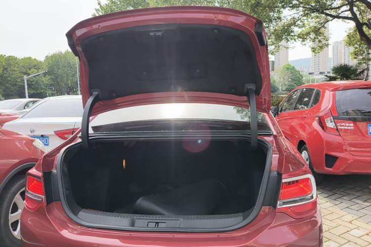 Used DS 5LS 2014 1.6T Elegant Version THP160 Trunk