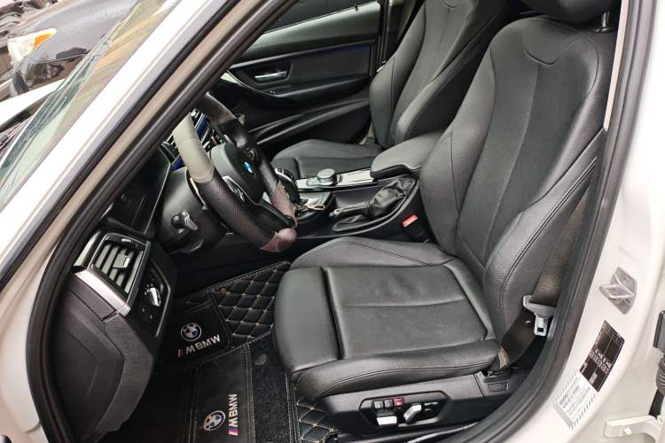 Used BMW 3 Series 2018 320Li Leading Model M Sport Package
