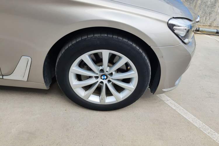 Used BMW 7 Series 2016 730Li Leading Model
