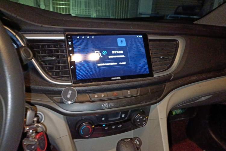 Used Buick GT 2016 15N Automatic Elite Edition Audio And AC Panel