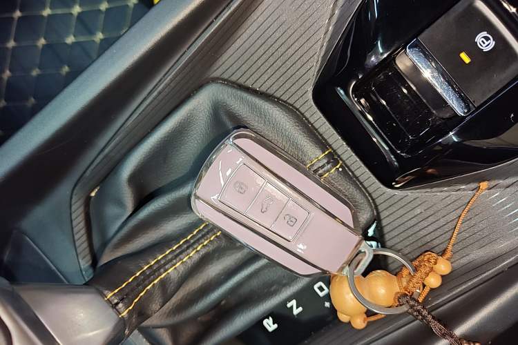 Used Dongfeng Aeolus Yixuan 2023 Mach Edition 1.5T Automatic Dream-Chasing Rider Version