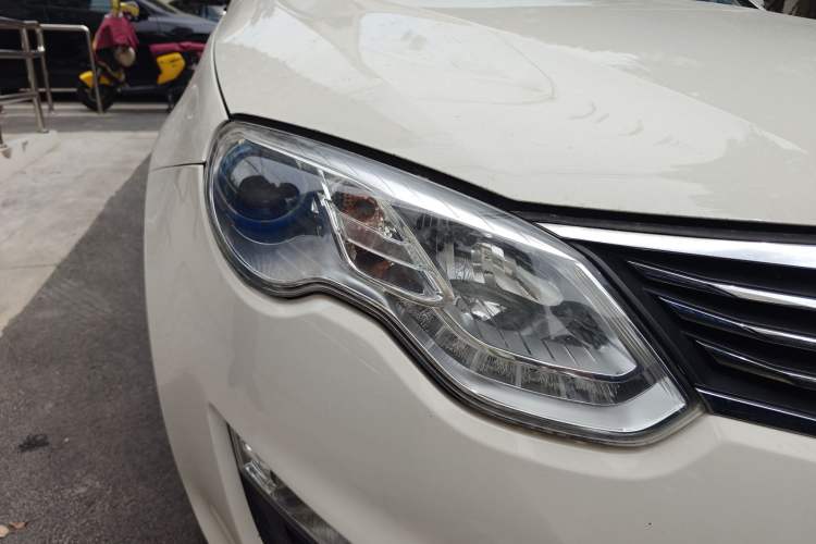 Used Roewe e550 2016 Deluxe Edition