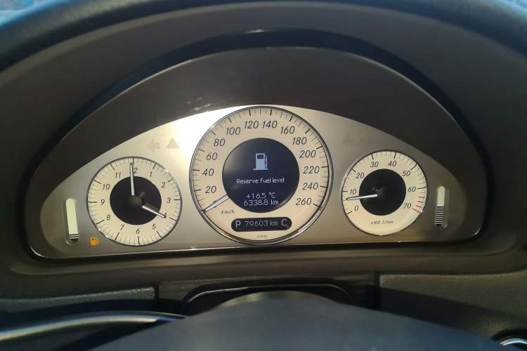 Used Mercedes-Benz CLK-Class 2006 CLK 280 two-door coupe
