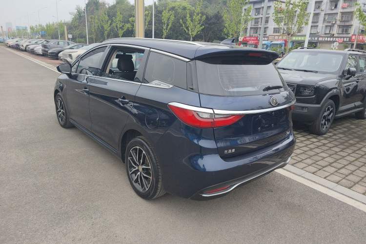 Used BYD Song MAX 2017 1.5T Automatic Smart Connect Elite 7-Seater
