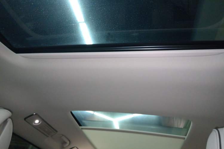 Used Denza D9 2024 DM-i 980 Four-Wheel Drive Prestige Model
