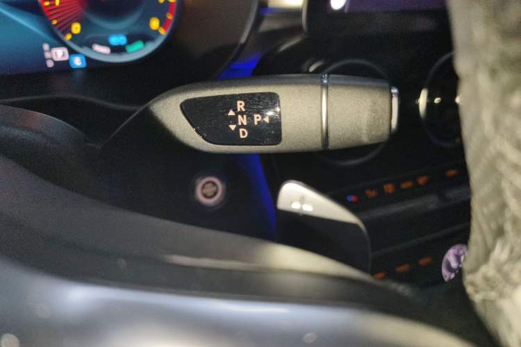 Used Mercedes-Benz C-Class 2021 C 260 L Sport Edition Star Collection Gear Lever