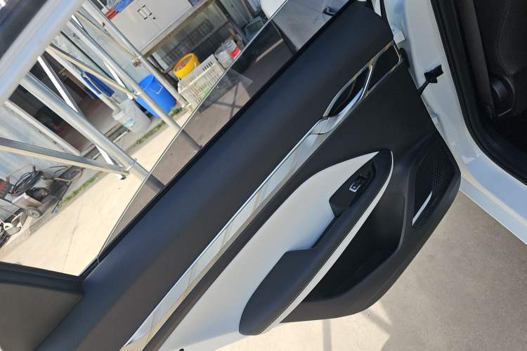 Used Geely Auto Emgrand L 2022 1.4T CVT Flagship Edition
