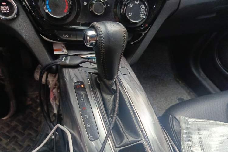 Used Honda XR-V 2021 1.5L CVT Classic Edition Gear Lever