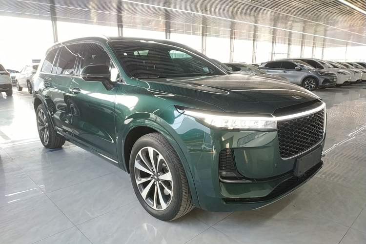 Used Li Auto ONE 2021 Extended-Range 6-Seater Version Front Right 45 Deg