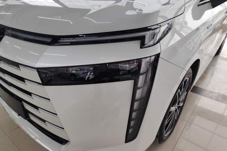 Used GAC Trumpchi E8 New Energy 2024 150km MAX