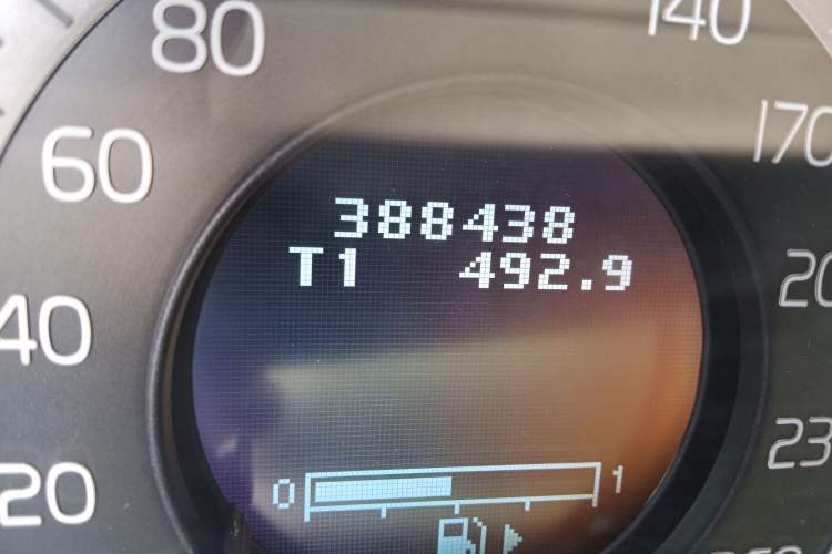 Used Volvo XC60 2011 2.0T Comfort Edition
