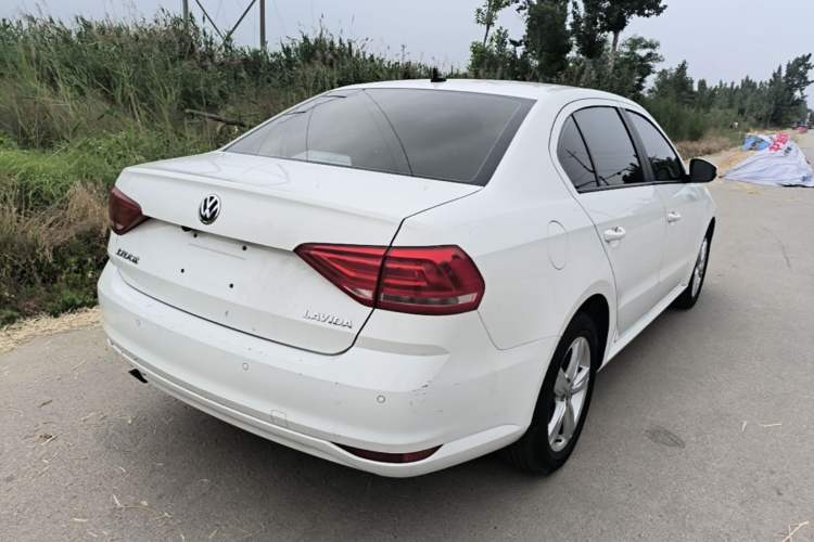 Used Volkswagen Lavida 2018 Classic 1.5L Automatic Fashion Edition China VI Standard
