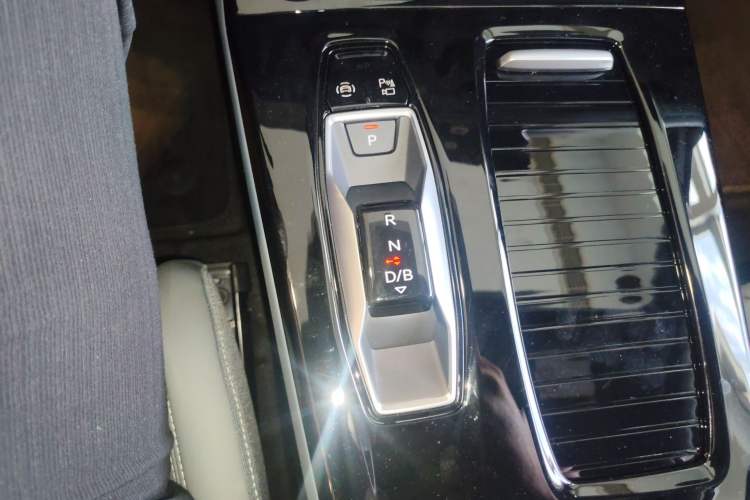 Used Audi Q6L e-tron 2026 First Launch Navigation Edition