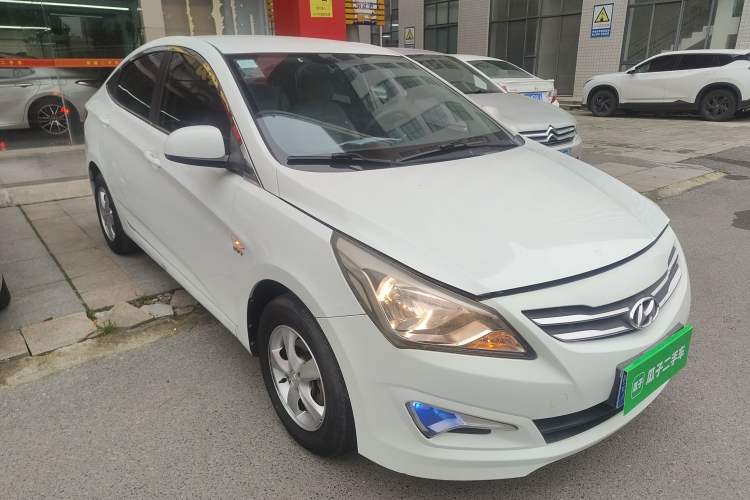 Used Hyundai Verna (older generation) 2014 1.4L Automatic Smart GLS