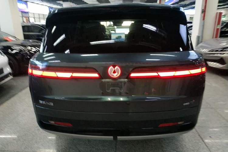 Used Denza N9 2025 Prestige Version
