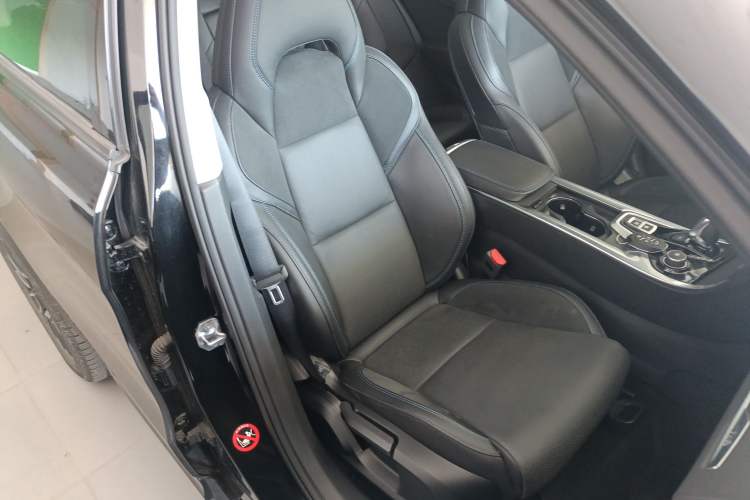 Used Lynk & Co 01 EM-P 2019 1.5T PHEV Plus
